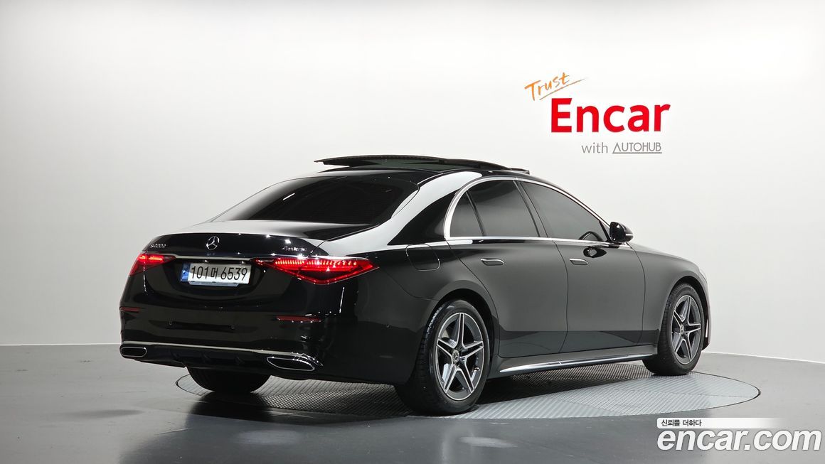 Mercedes-Benz S-Class 2021