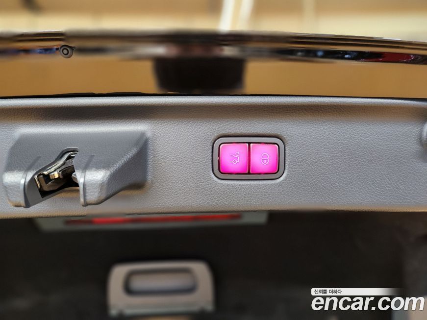 Mercedes-Benz S-Class 2021