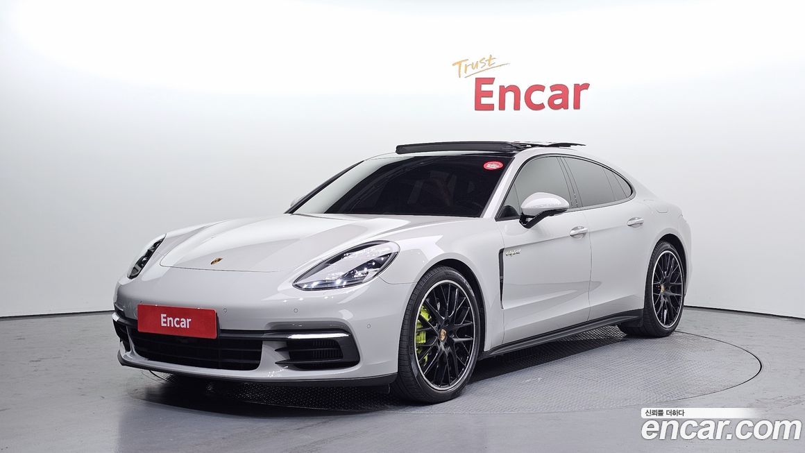 Porsche Panamera 2020