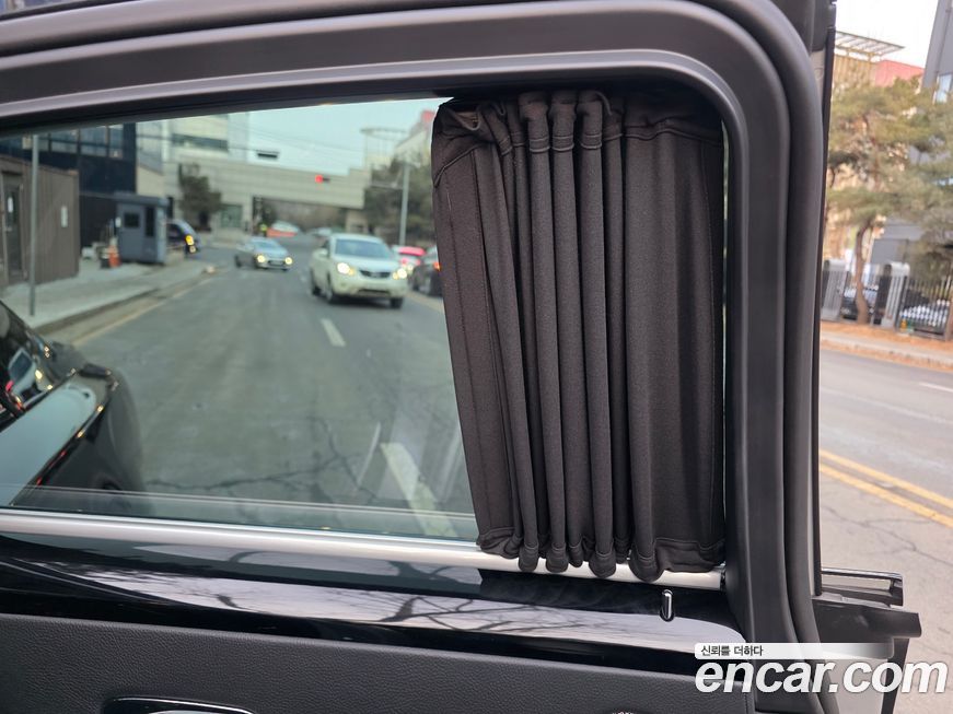 Rolls-Royce Ghost 2015