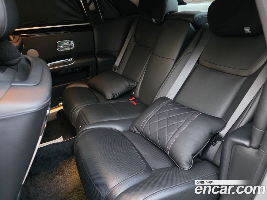 Rolls-Royce Ghost 2015