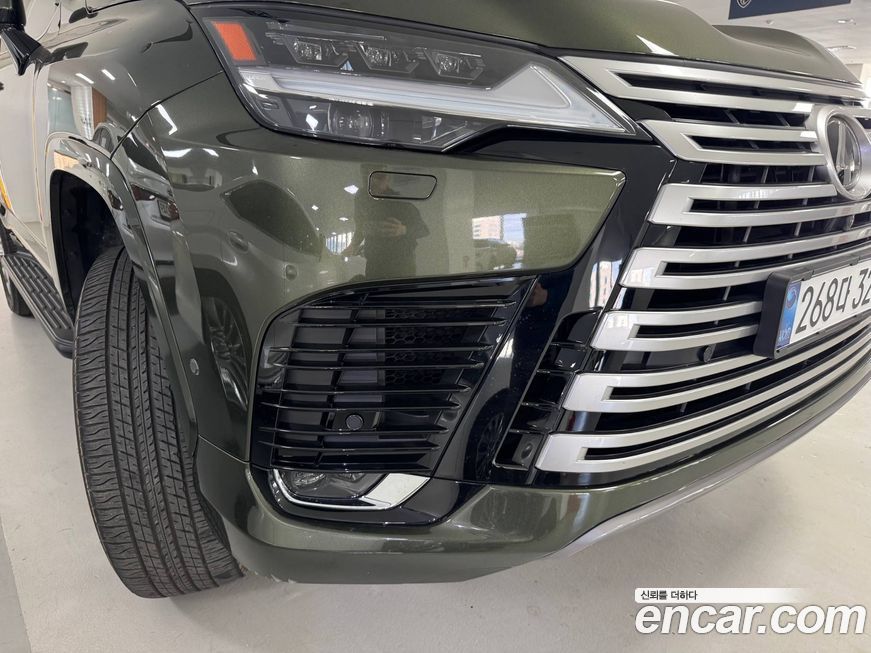 Lexus LX 2025