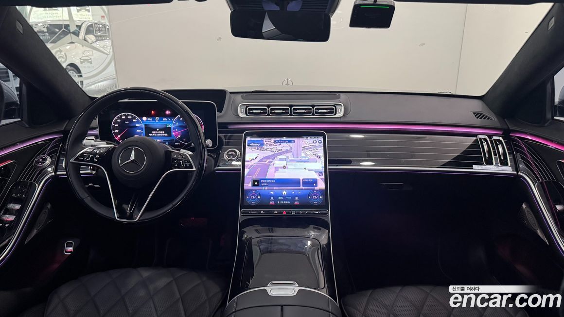Mercedes-Benz S-Class 2025