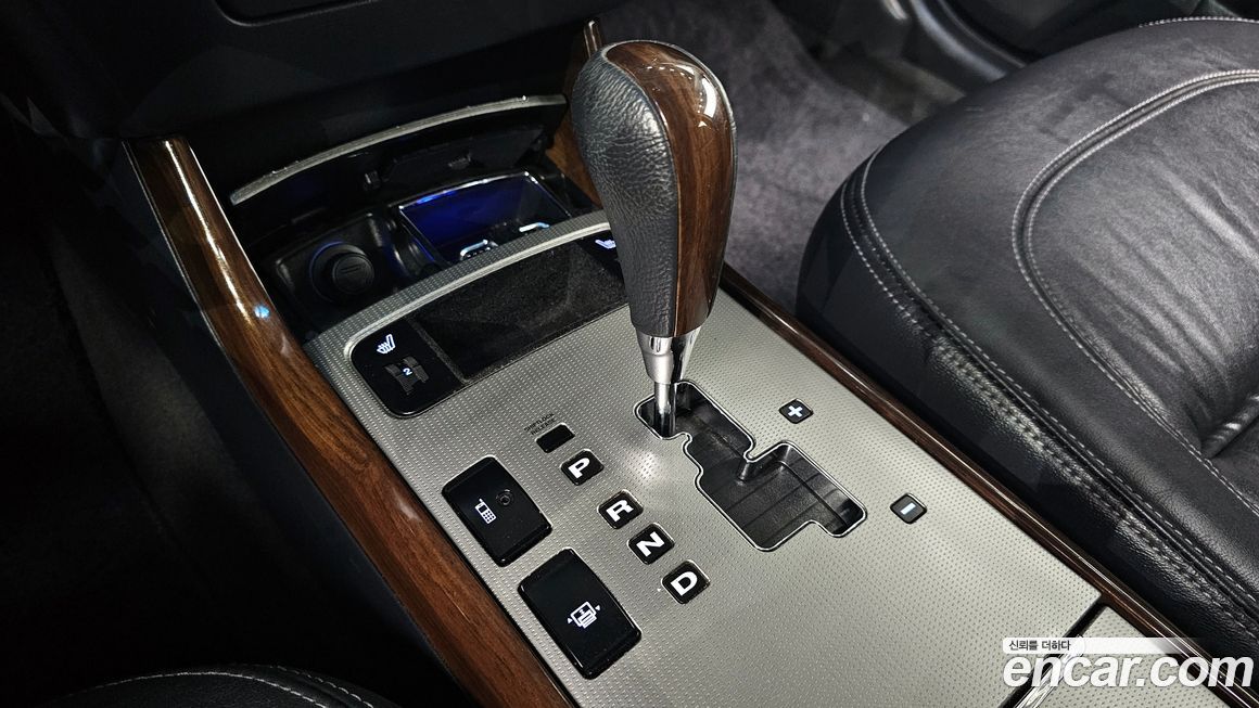 Hyundai Grandeur 2009