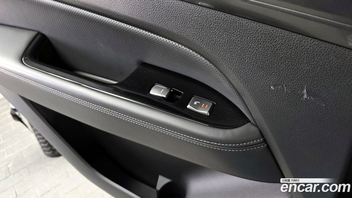 KG_Mobility_Ssangyong Rexton 2020