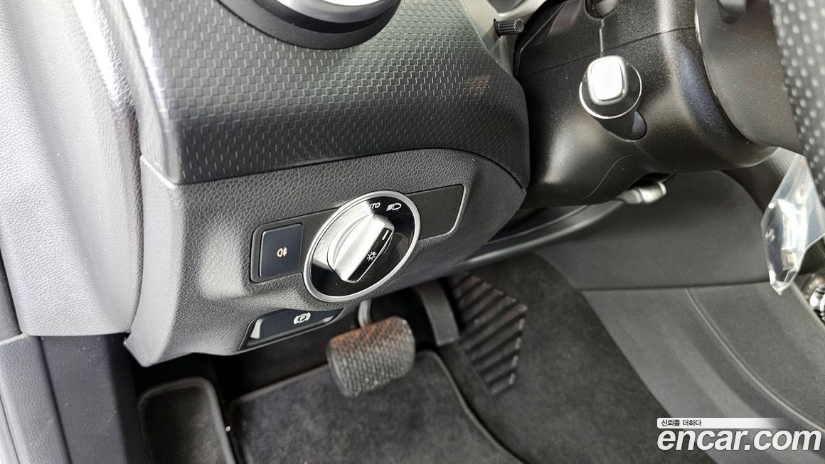 Mercedes-Benz A-Class 2014