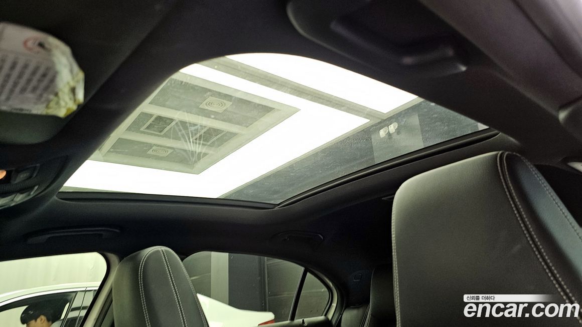 Mercedes-Benz A-Class 2014