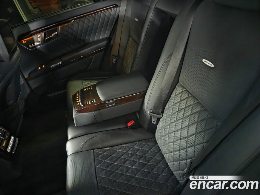 Mercedes-Benz S-Class 2008