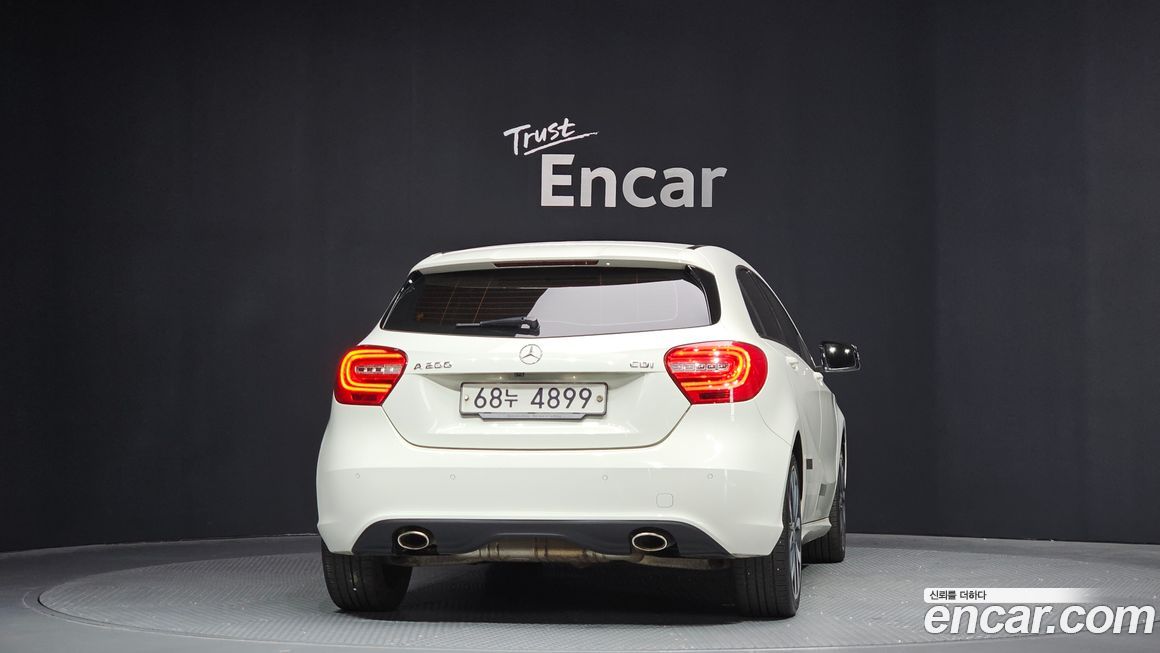 Mercedes-Benz A-Class 2014