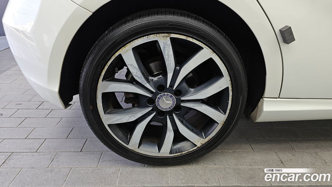 Mercedes-Benz A-Class 2014