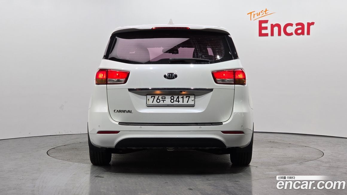 Kia Canival 2016