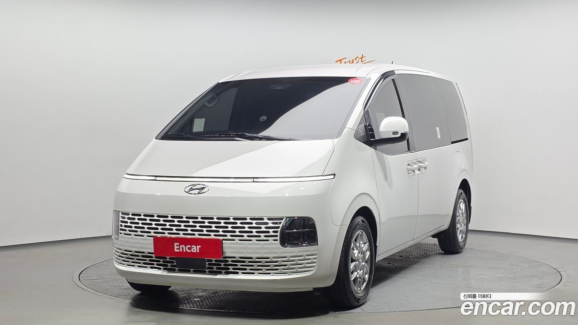 Hyundai Staria 2023