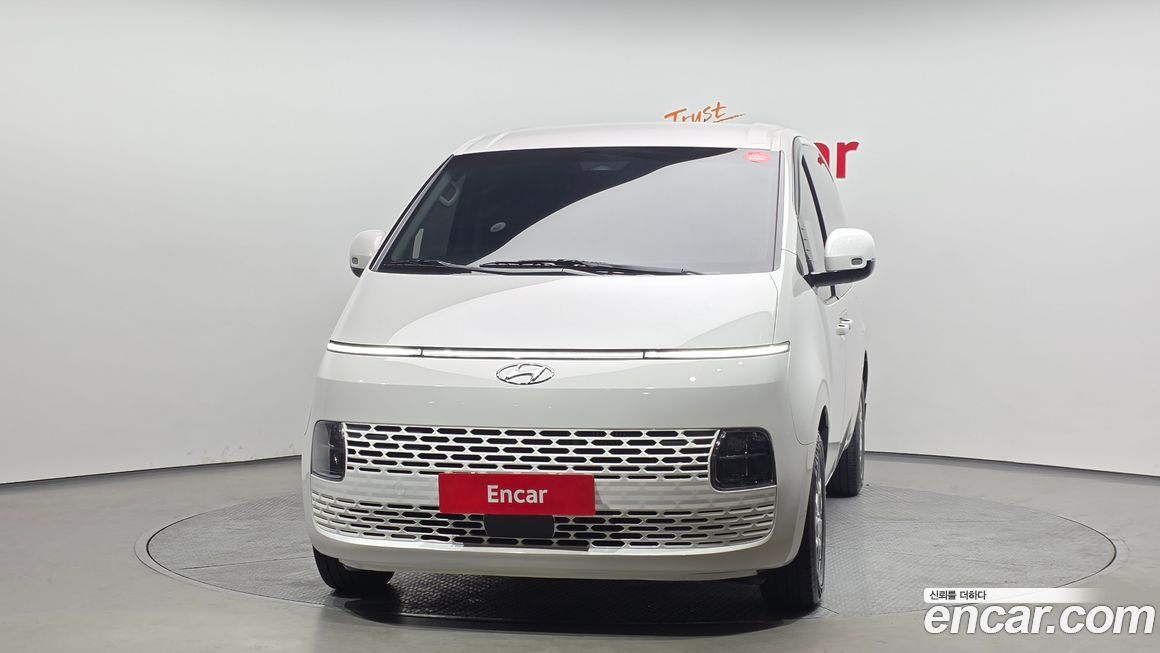 Hyundai Staria 2023