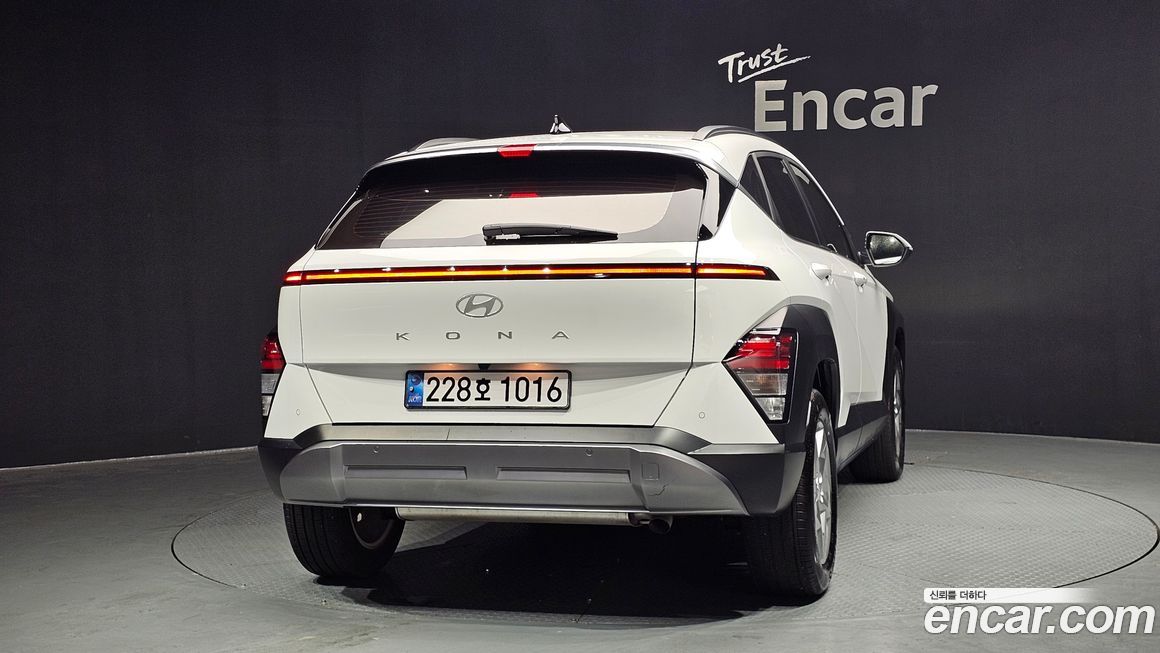 Hyundai Kona 2024