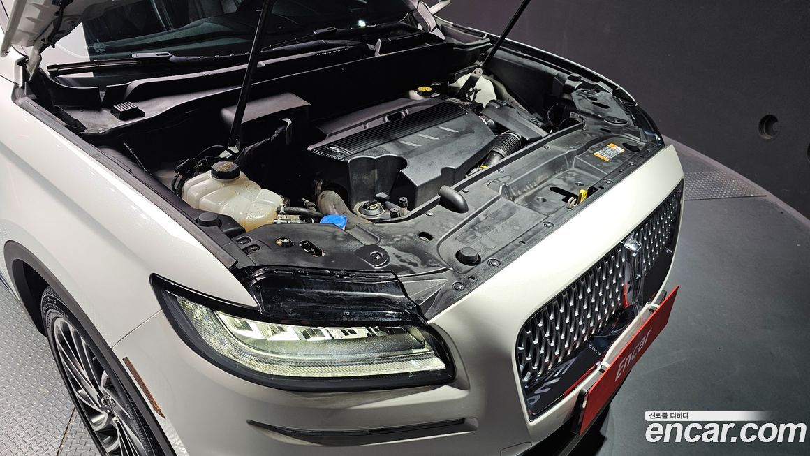 Lincoln Nautilus 2020