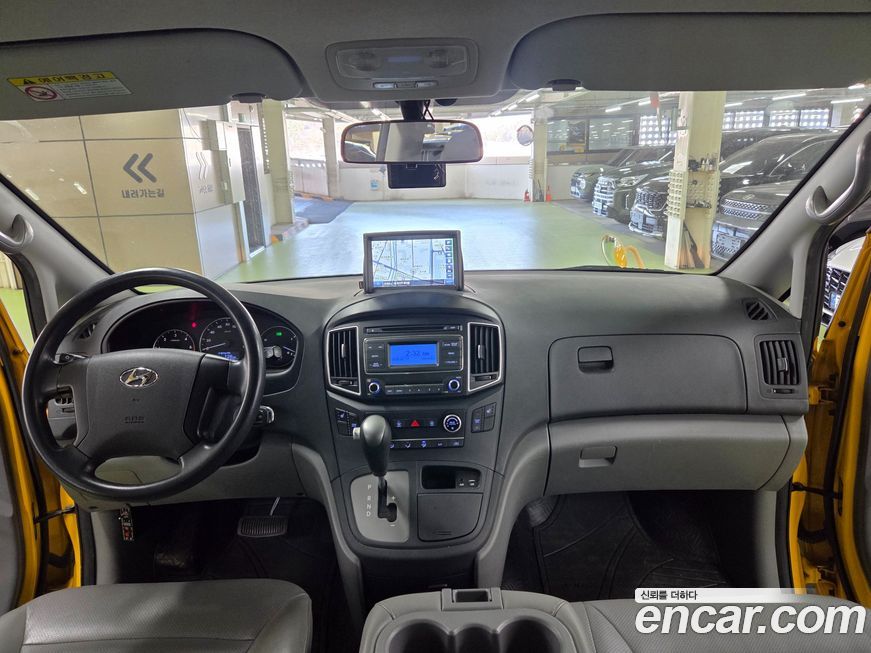 Hyundai Starex 2018