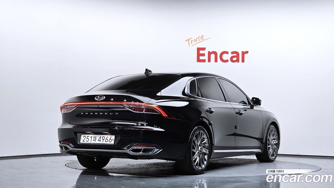 Hyundai Grandeur 2020