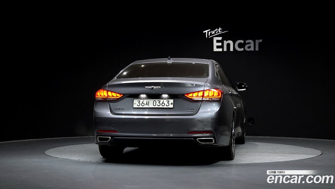 Hyundai Genesis 2016