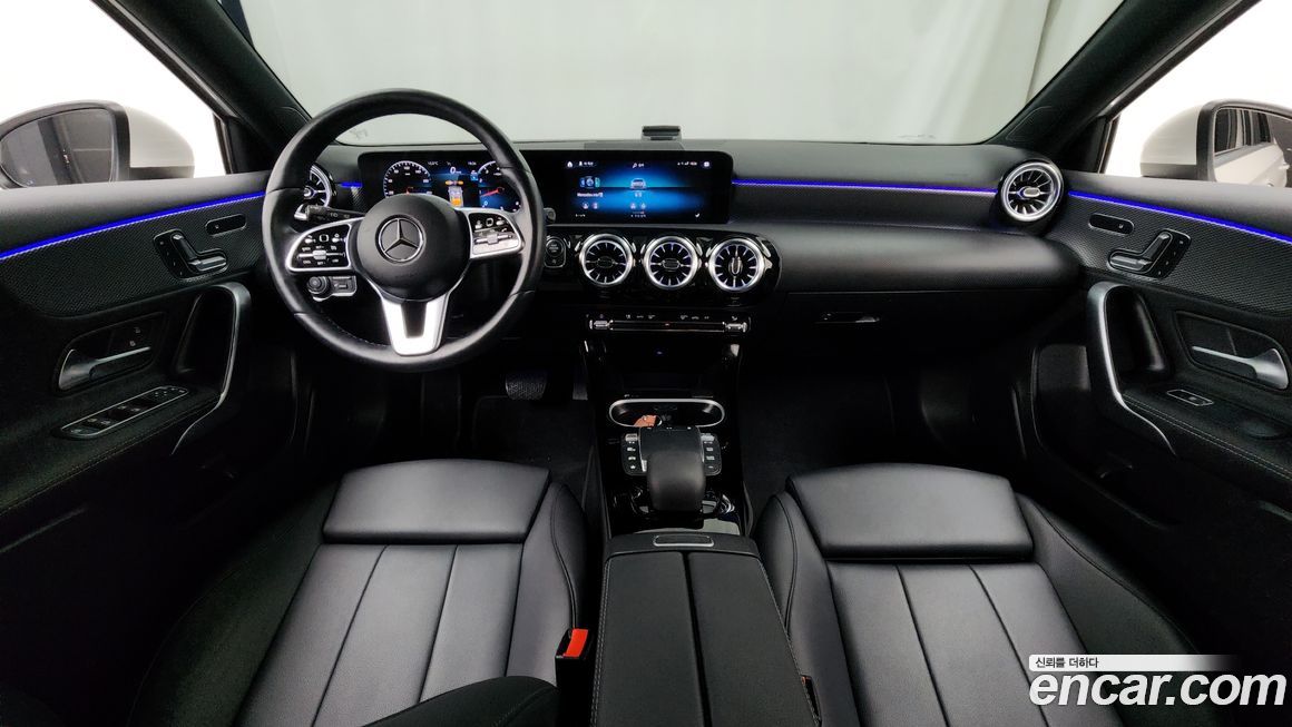 Mercedes-Benz A-Class 2023