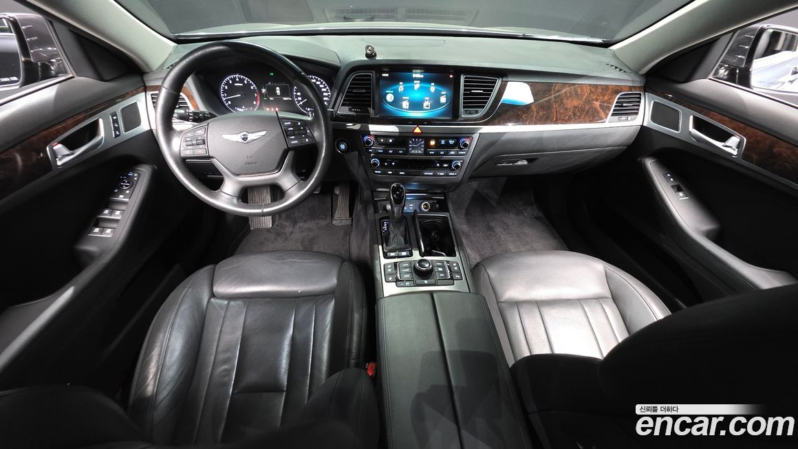 Hyundai Genesis 2016