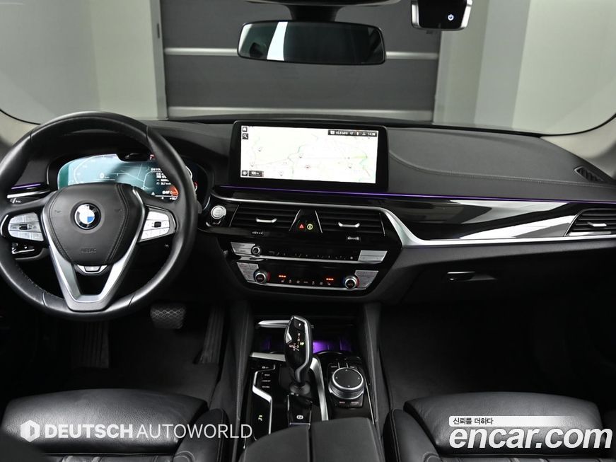 BMW 5-Series 2022