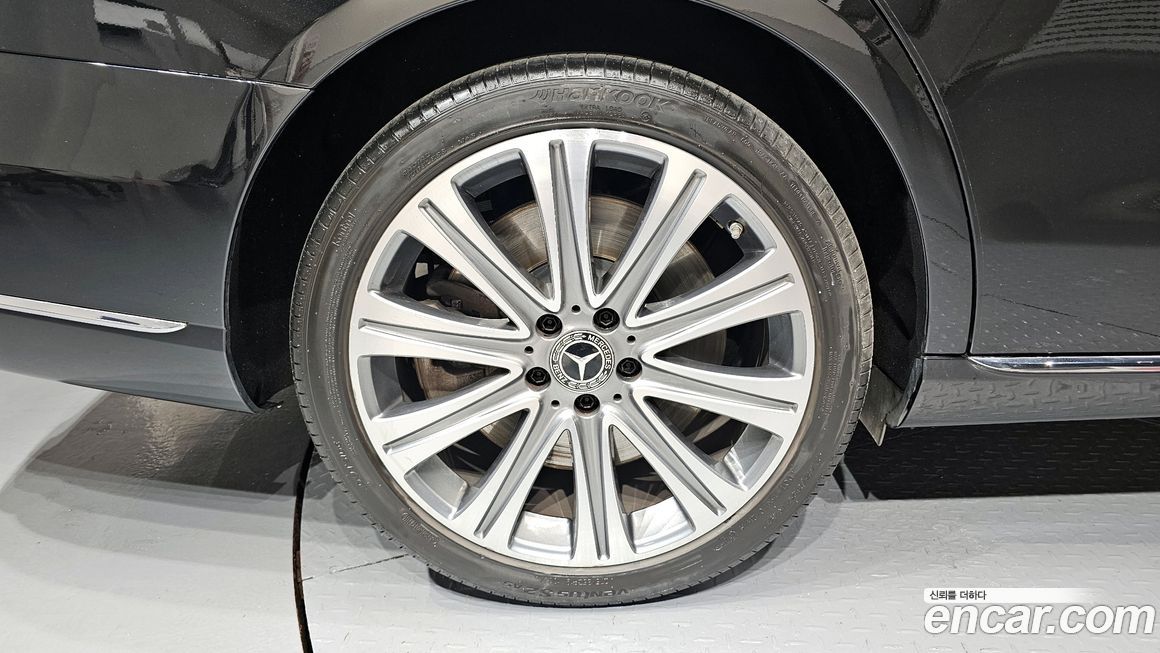 Mercedes-Benz E-Class 2019