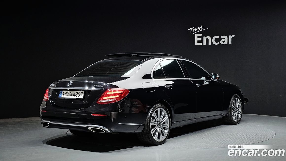 Mercedes-Benz E-Class 2019