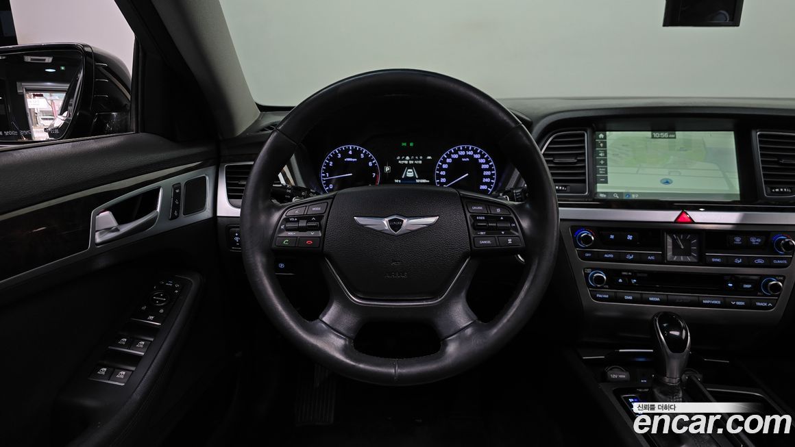 Hyundai Genesis 2015