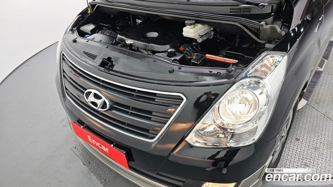 Hyundai Starex 2018