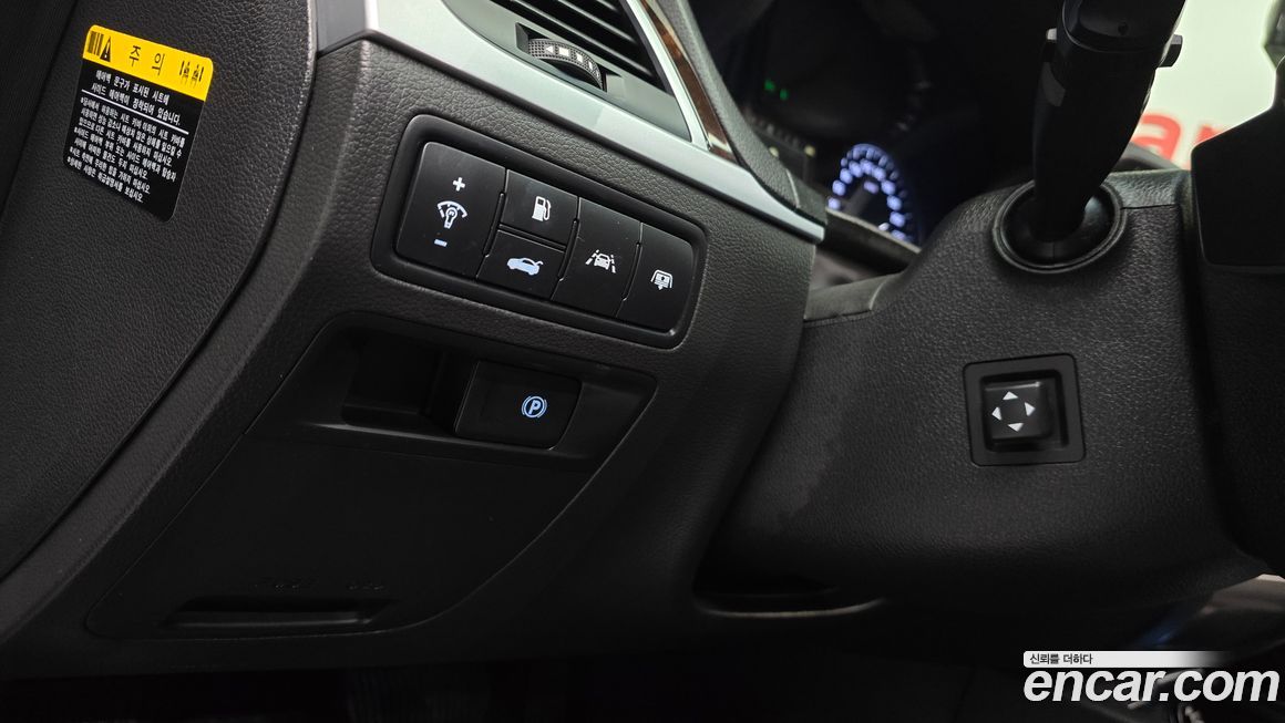 Hyundai Genesis 2015