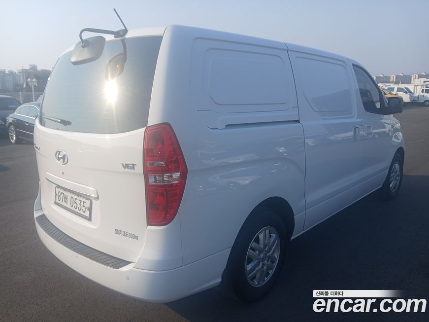 Hyundai Starex 2021