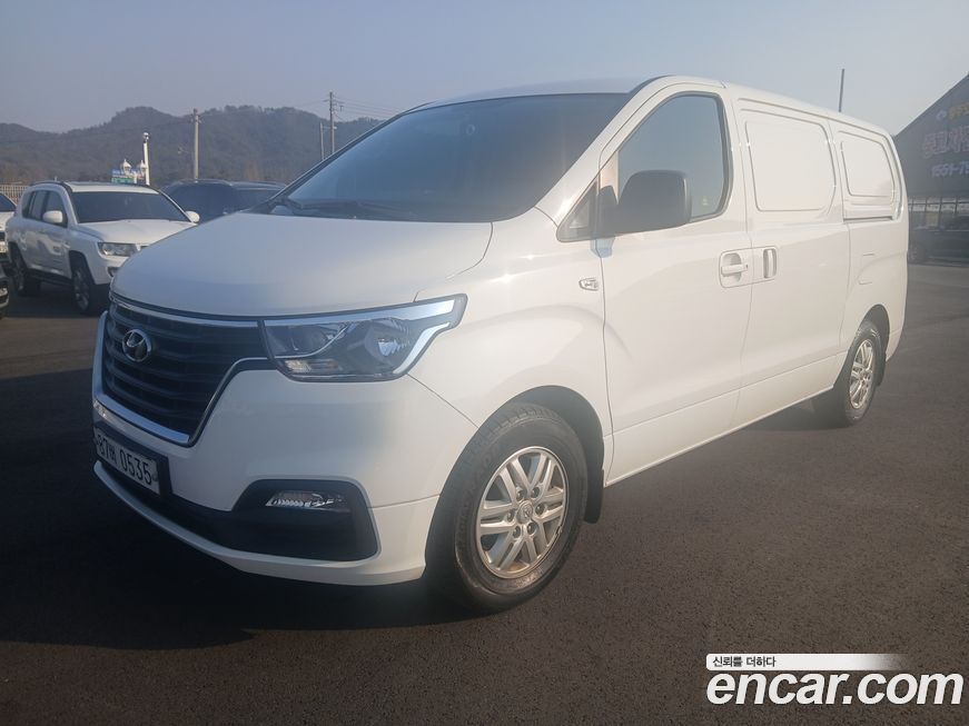 Hyundai Starex 2021