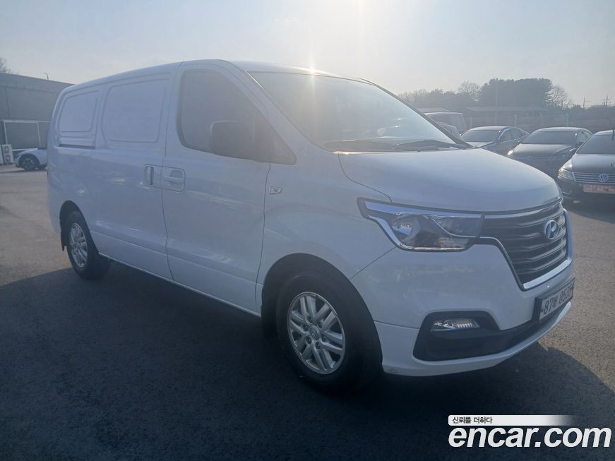 Hyundai Starex 2021
