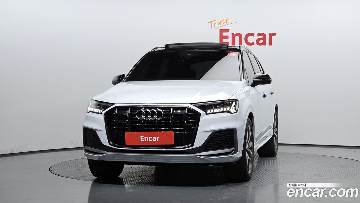 Audi Q7 2021