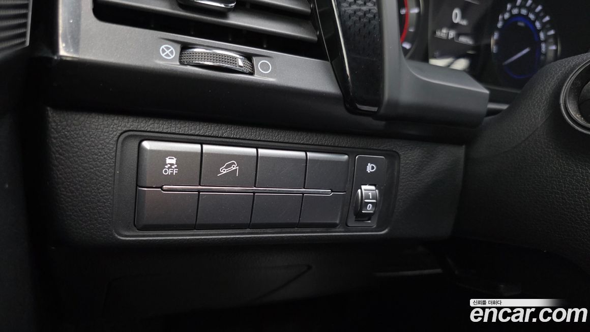 KG_Mobility_Ssangyong Rexton 2020