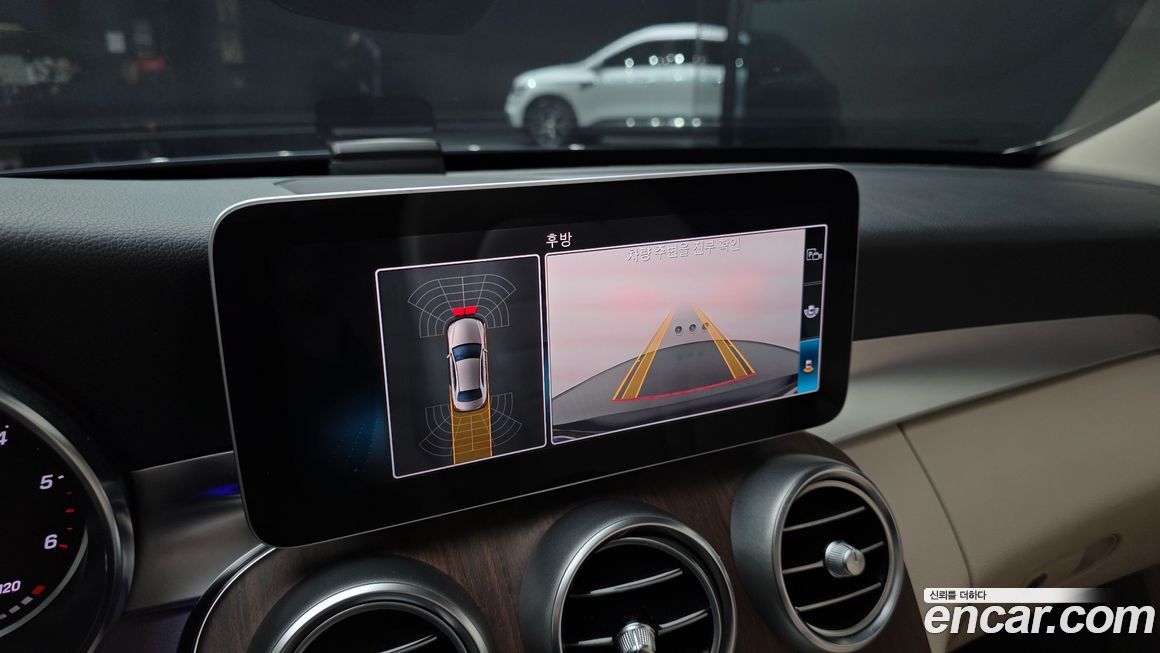 Mercedes-Benz C-Class 2019