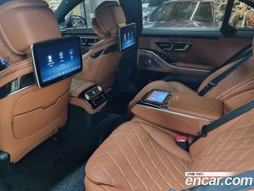 Mercedes-Benz S-Class 2021