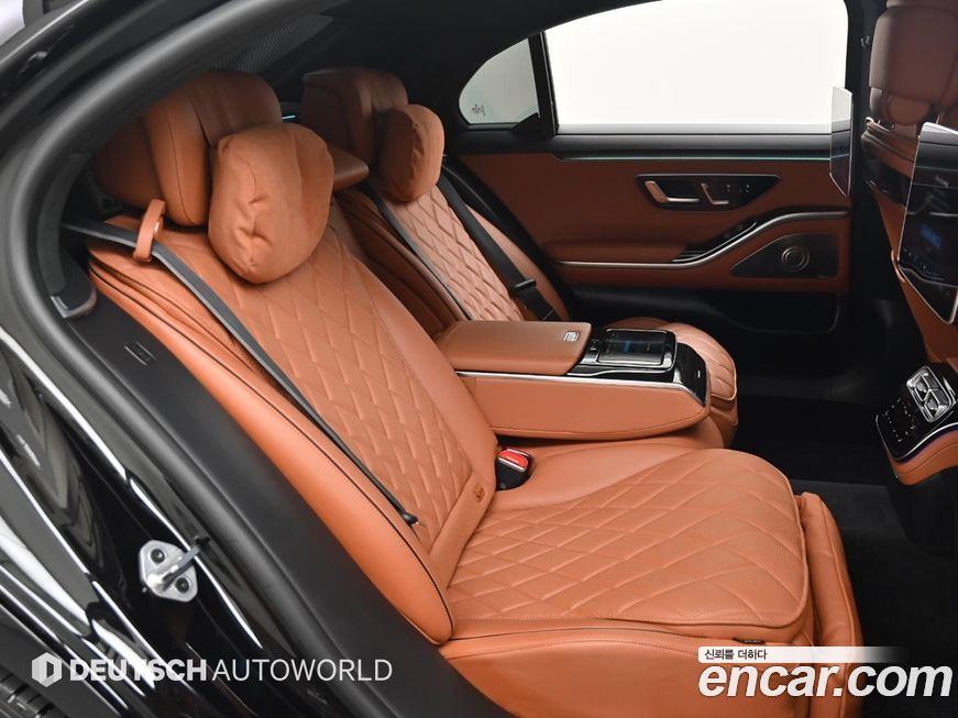 Mercedes-Benz S-Class 2023