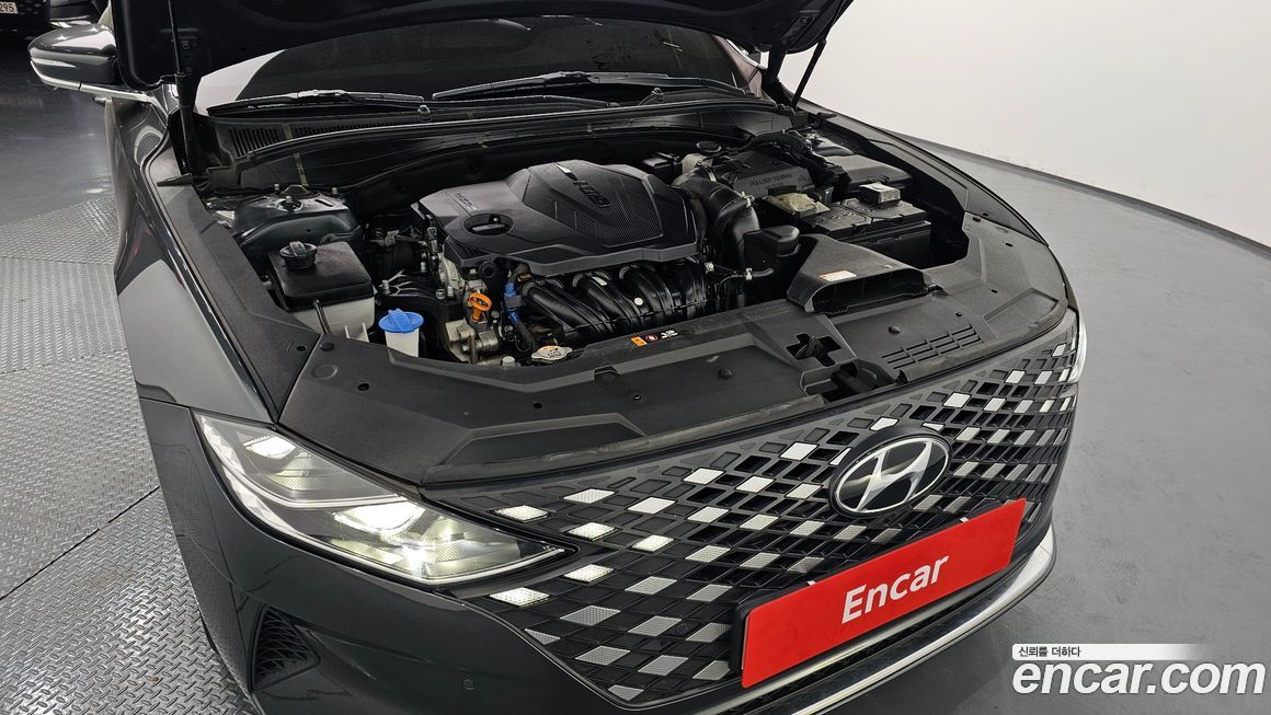 Hyundai Grandeur 2022