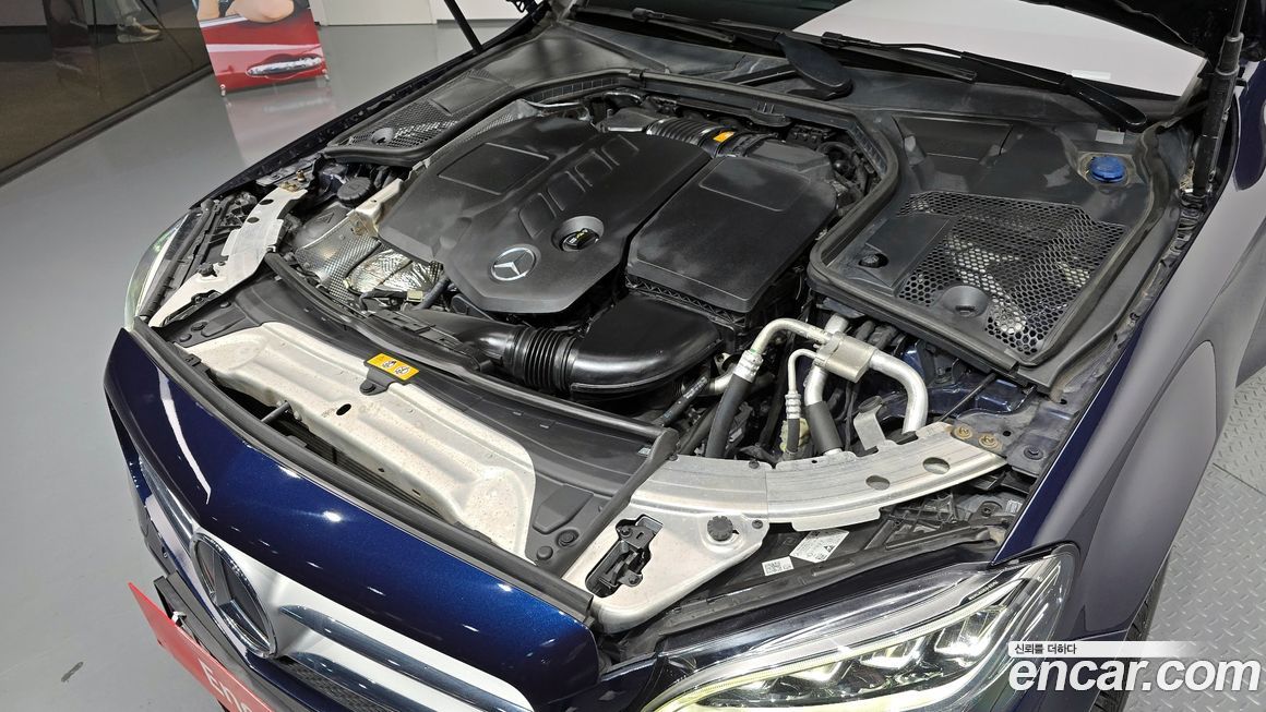 Mercedes-Benz C-Class 2019