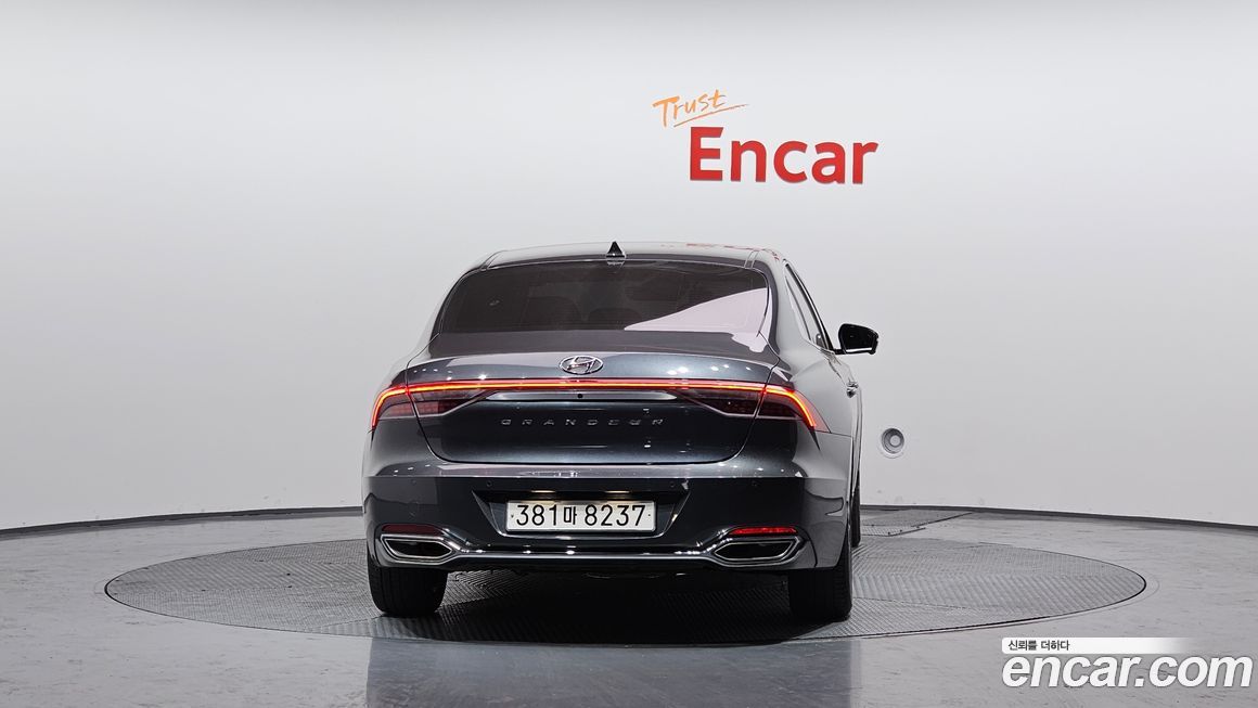 Hyundai Grandeur 2022