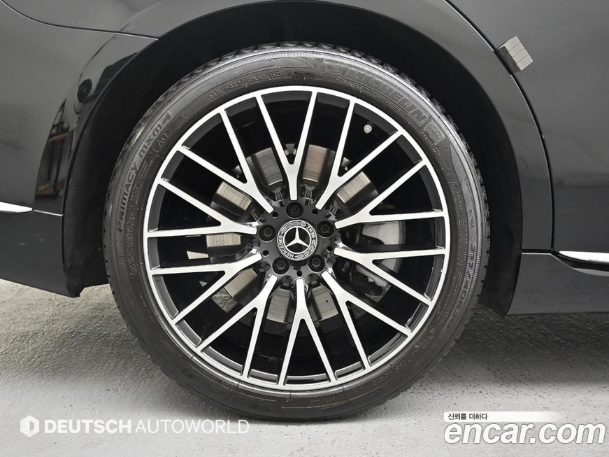 Mercedes-Benz S-Class 2023