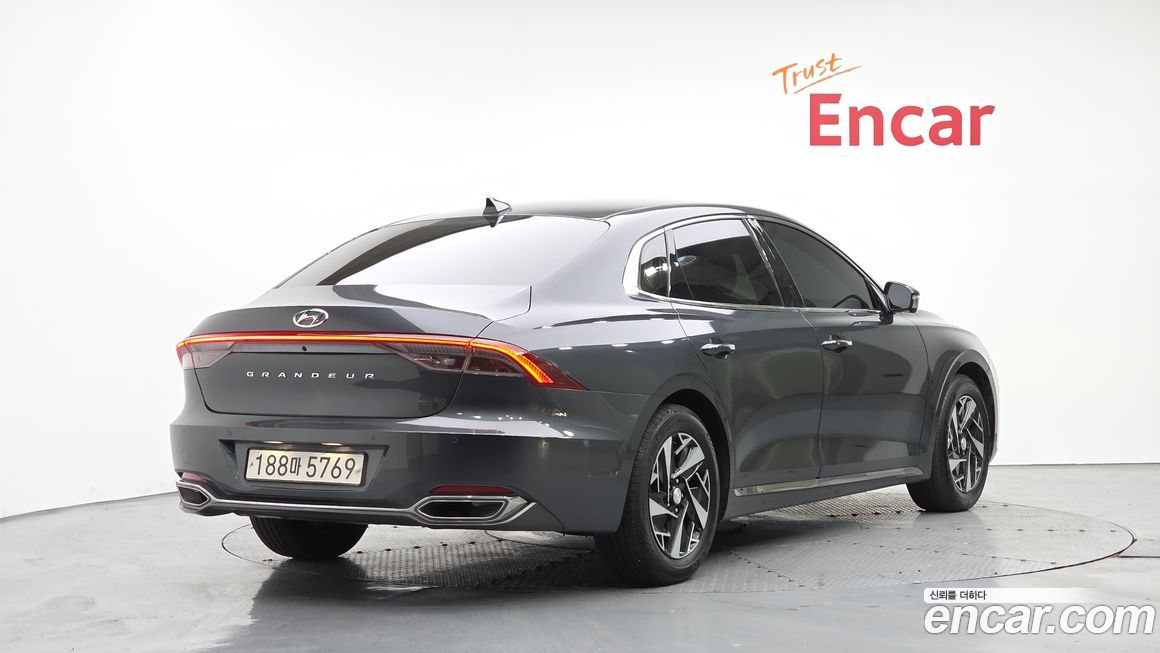 Hyundai Grandeur 2022