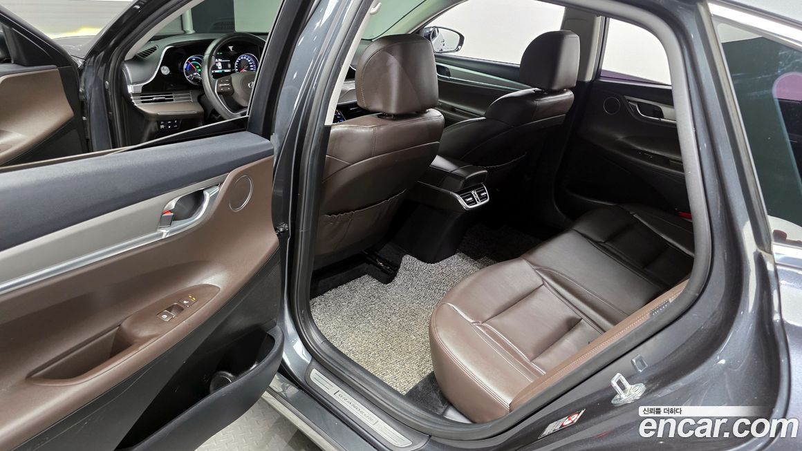 Hyundai Grandeur 2022