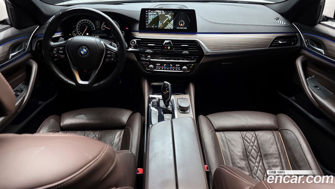 BMW 5-Series 2017