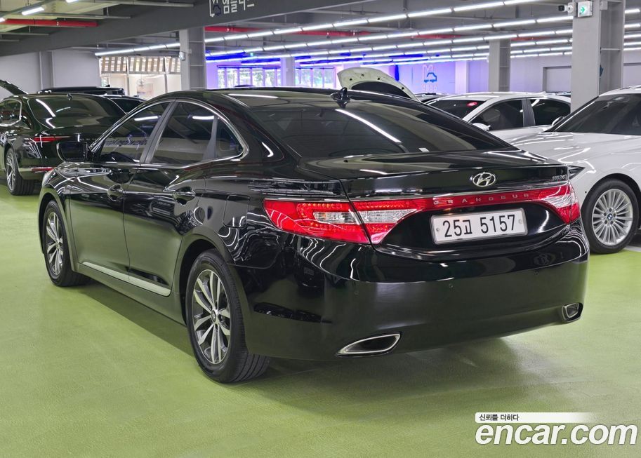 Hyundai Grandeur 2012