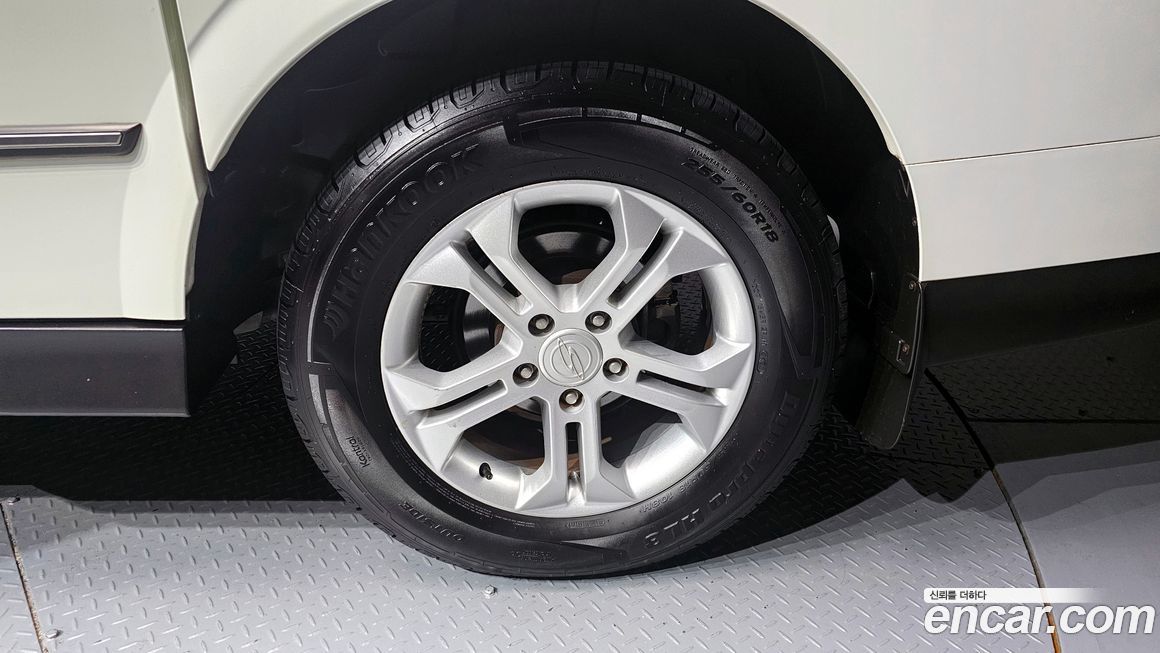 KG_Mobility_Ssangyong KORANDO 2013