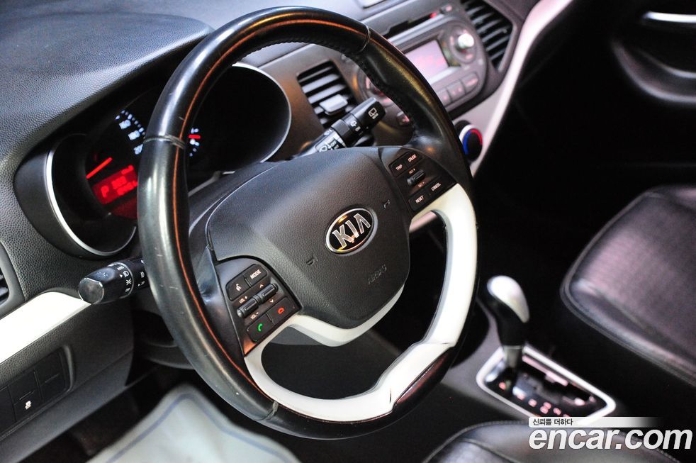 Kia morning 2016