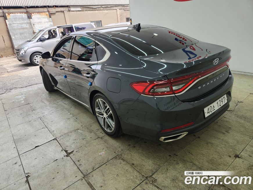 Hyundai Grandeur 2017