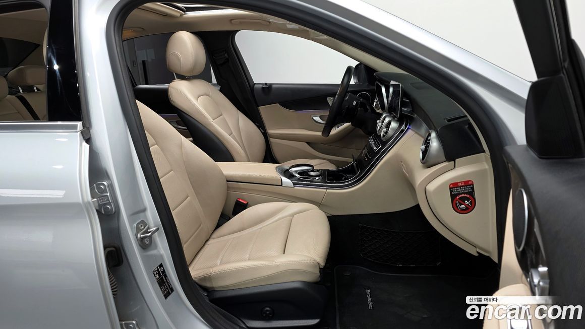 Mercedes-Benz C-Class 2019